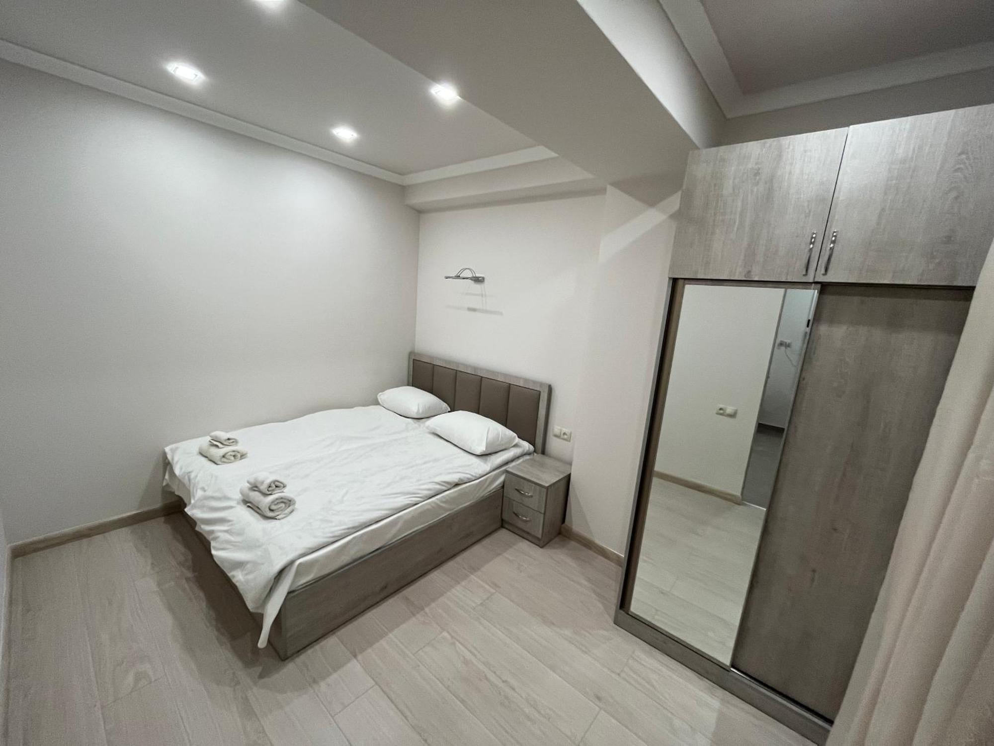 יירבאן City Centre Apartment On Sakharov Square מראה חיצוני תמונה