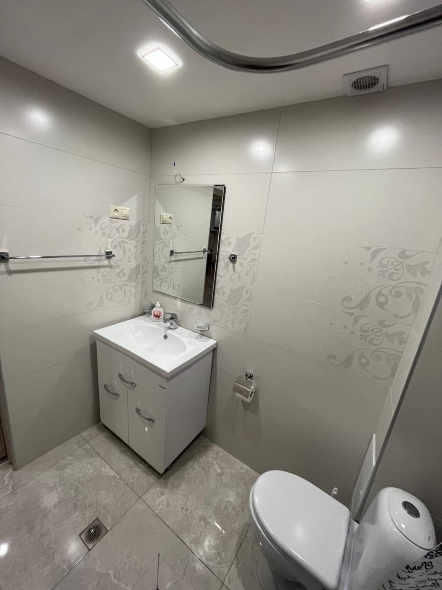 יירבאן City Centre Apartment On Sakharov Square מראה חיצוני תמונה